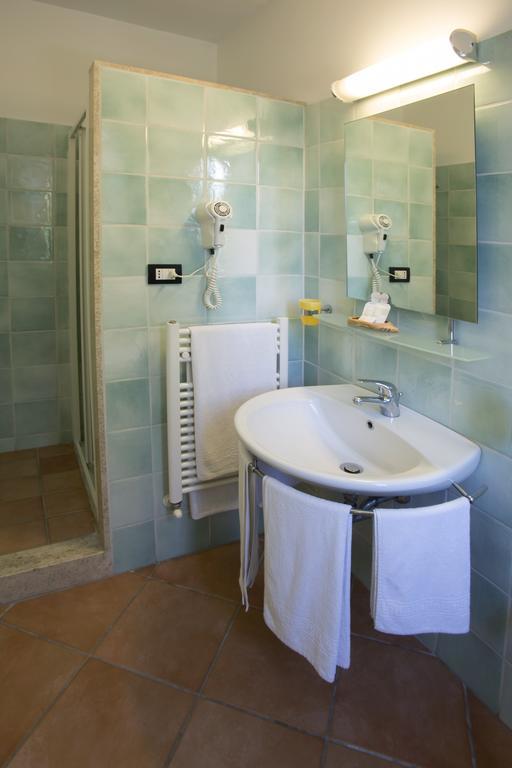 Hotel Vila Bahia Numana Habitación foto